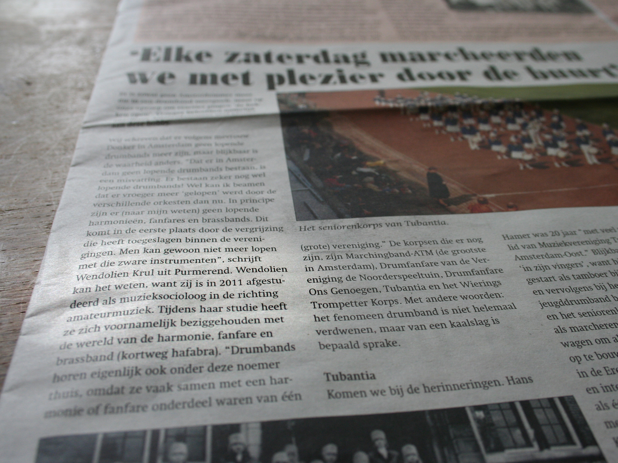 Artikel 'Vroeger marcheerden we door de buurt'.